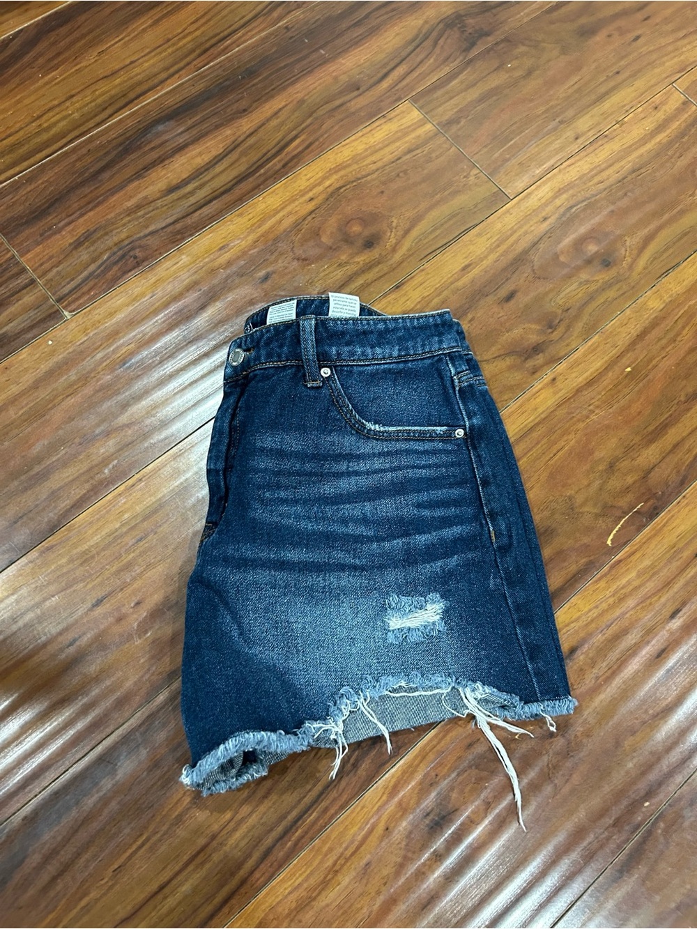 Time and Tru Dark Blue Distressed Denim Cutoff Shorts, Size 16 - Picture 4 of 4